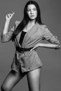 Laura Araújo - Foto 4